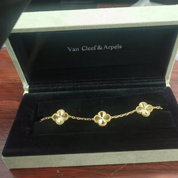 VCA Vintage Alhambra bracelet - Picture 1 of 5